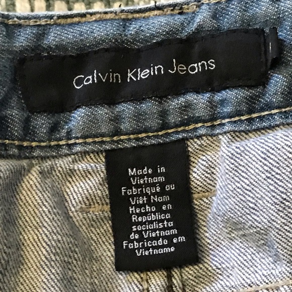 Calvin Klein shorts size 10 - Picture 3 of 7